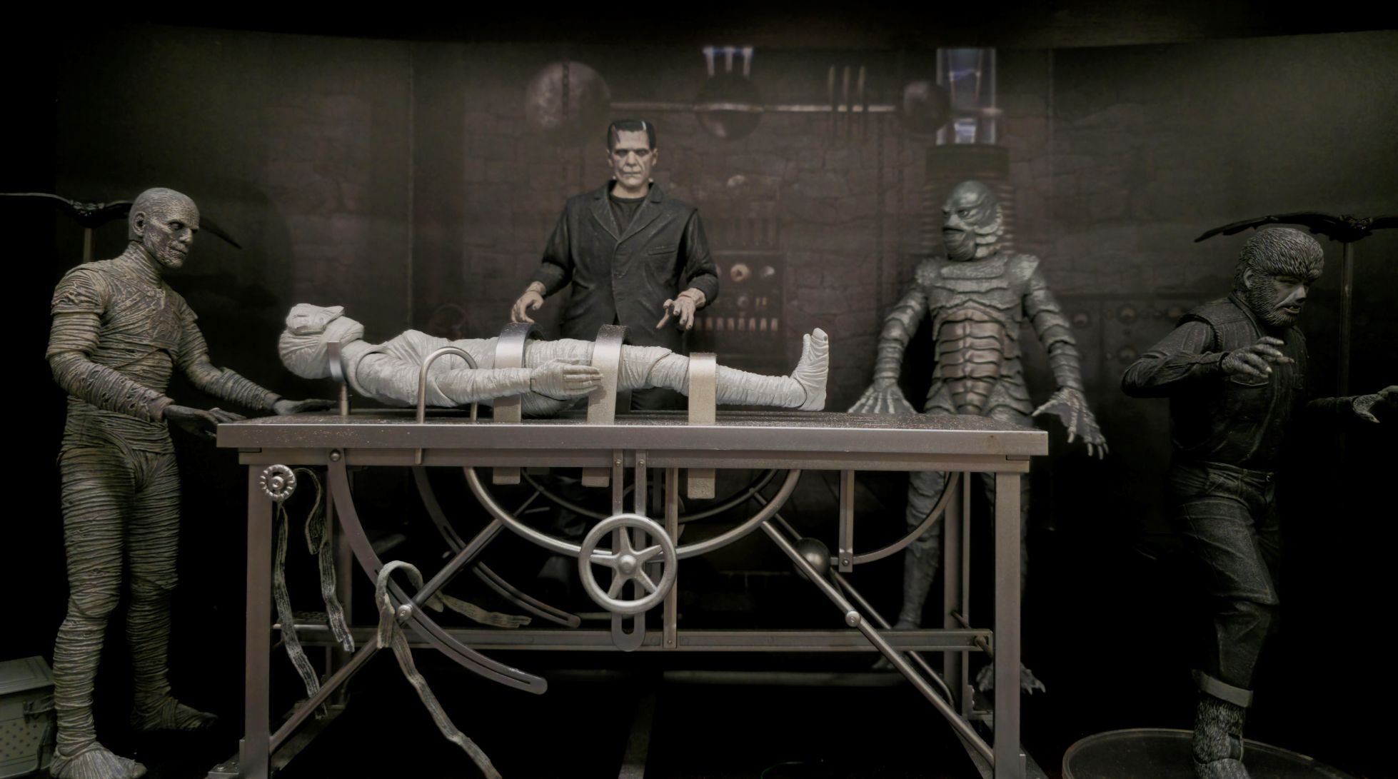 Universal Monsters NECA figures – Frankenstein, Mummy, Wolfman, Creature from the Black Lagoon diorama